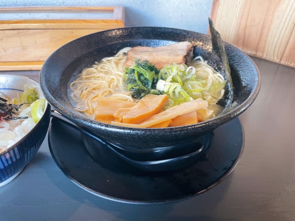 一徹者ラーメン