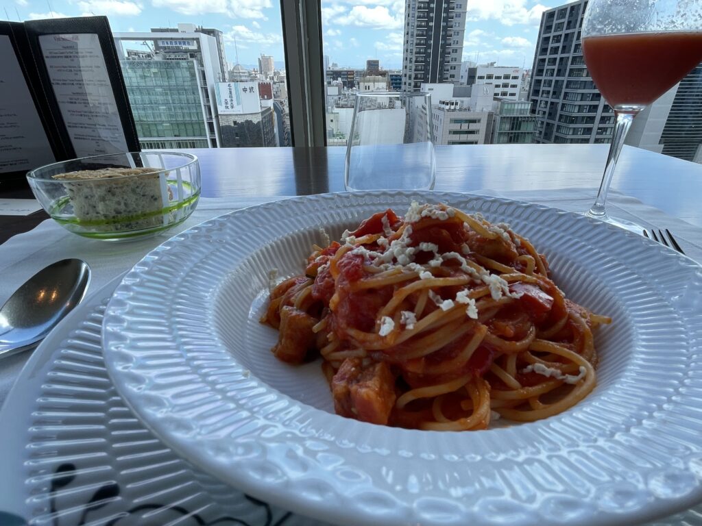 トマトパスタ